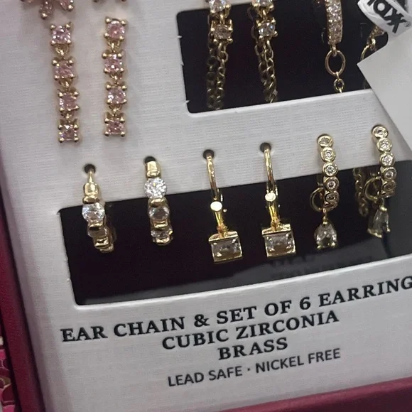 NWT ⚜️♥️⚜️ Piper K Gorgeous Golden Tone Cubic Zirconia Brass Earring Set of 6 - Picture 5 of 7